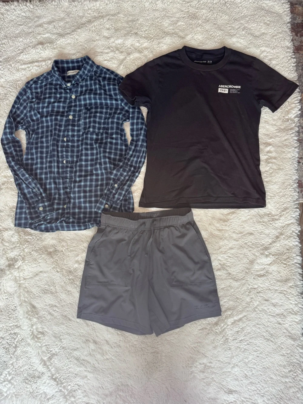 Abercrombie Kids Boys Size 13/14 3-Piece Clothing Bundle